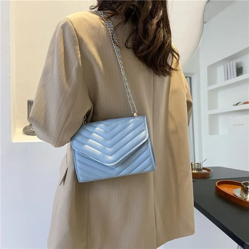 Elegant Flap crossbody Bag & Luxury PU Leather Handbag for Women