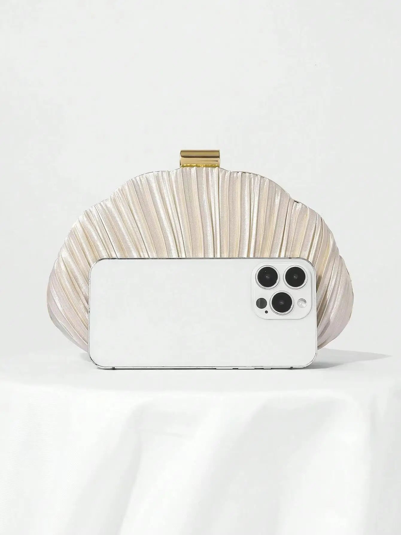 Luxury Metallic Gold-Lock Pleated Party Clutch with Chain Strap