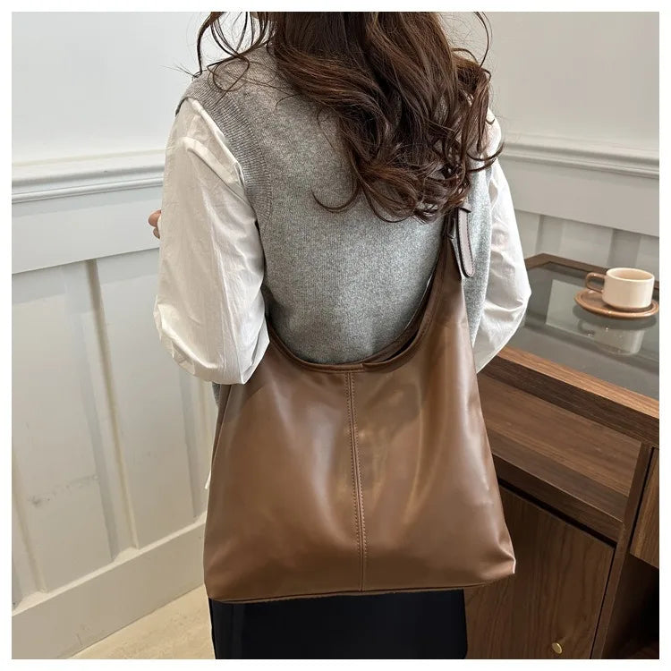 Chic & Minimalist Faux Leather Slouchy Shoulder Bag - Casual Daily Hobo Handbag for Women
