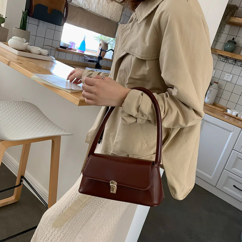 Minimalist Smooth Leather Shoulder Bag – Vintage Rectangle Baguette Bag for