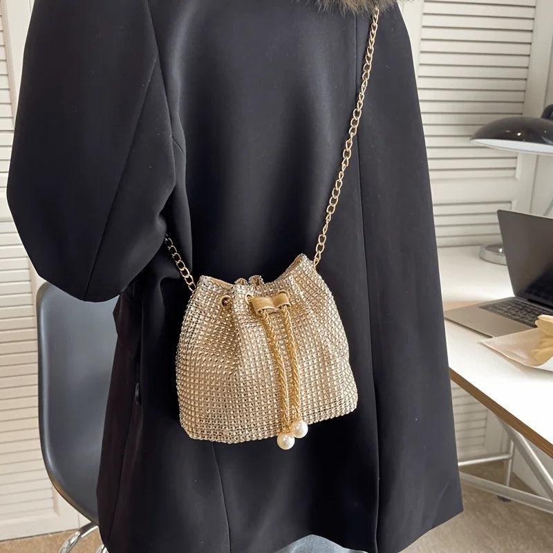 Elegant Crystal Rhinestone Crossbody Evening Bag – Metallic Drawstring Bucket Purse with Gold Chain