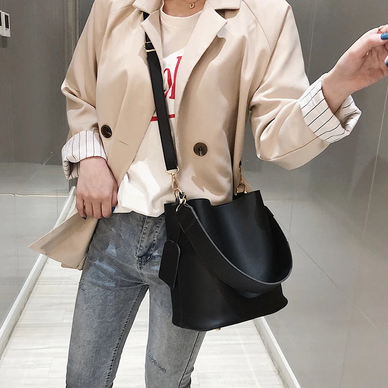 Premium Minimalist Large Capacity Tote Purse with Detachable Pouch for Work, Travel, and Everyday Sophisticated Styling