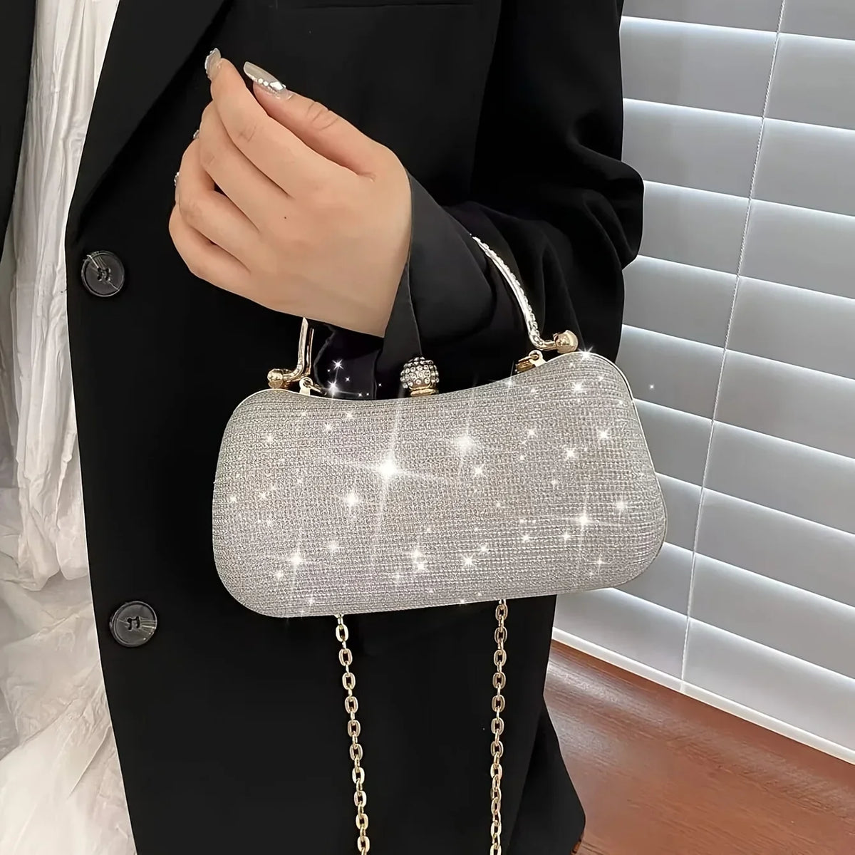 Elegant Champagne Gold Glitter Party Handbag with Chain Strap