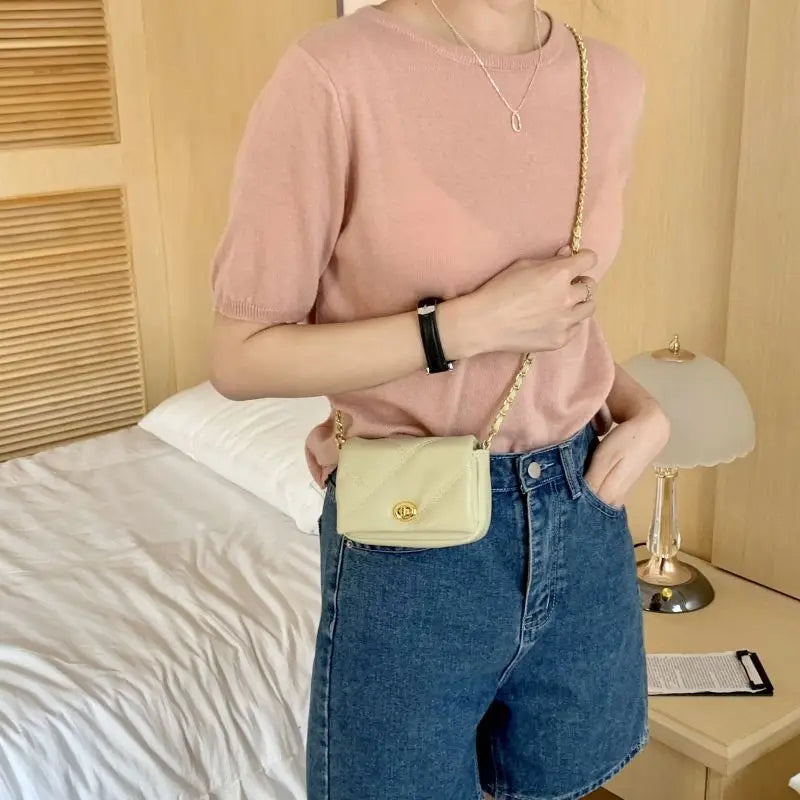 Chic Quilted Chain Strap Mini Crossbody Bag