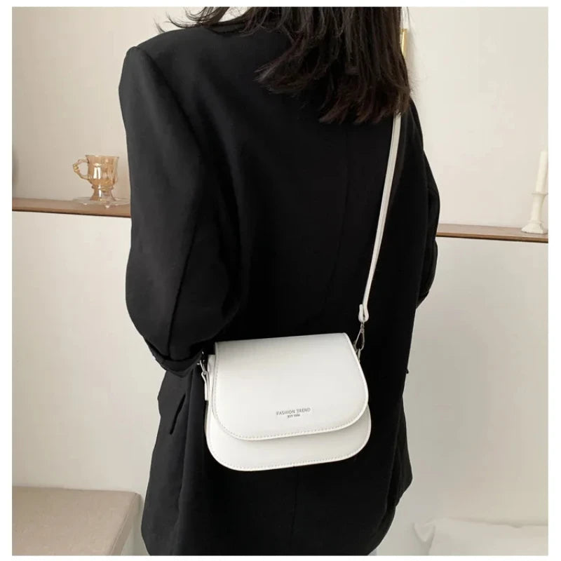 Aura Bags Chic Pastel Lavender Crossbody Bag with Flap Closure