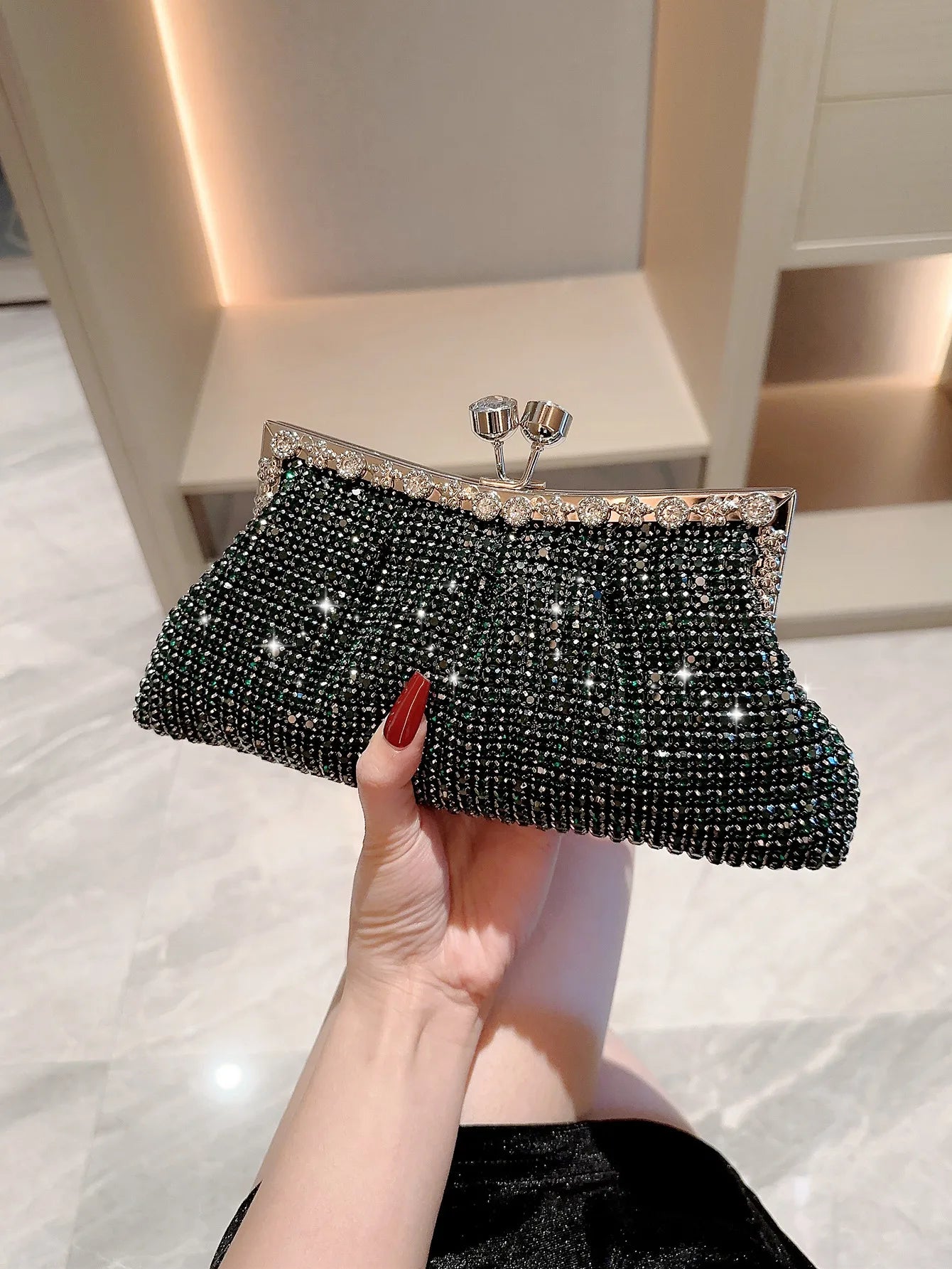 Glamorous Sparkling Rhinestone Evening Clutch Bag for Women | Crystal Party Prom Handbag & Shoulder Purse