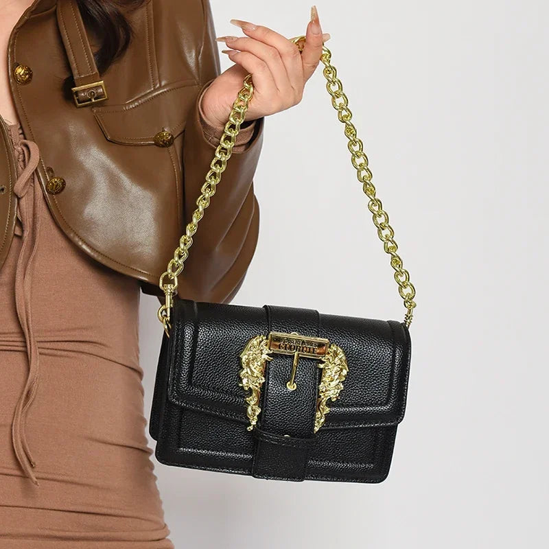 Chic Off-White Flap Shoulder Bag – Elegant Vintage Gold Buckle Satchel