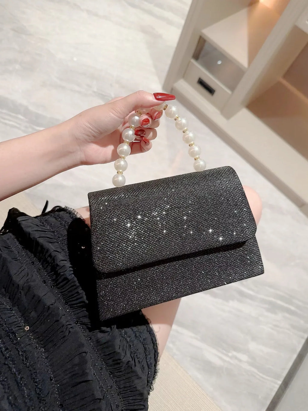 Aura Bags Sparkling Silver Glitter Evening Clutch with Elegant Faux Pearl Handle